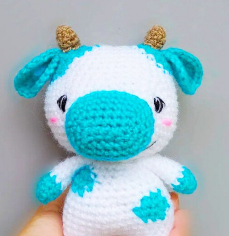 Cow Amigurumi Free Pattern