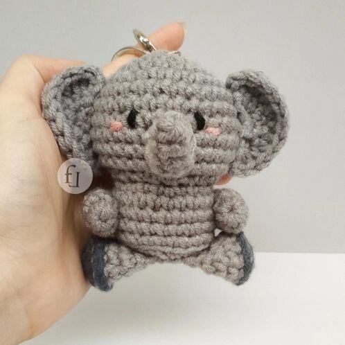 Crochet Elephant Keychain Free Pattern 4