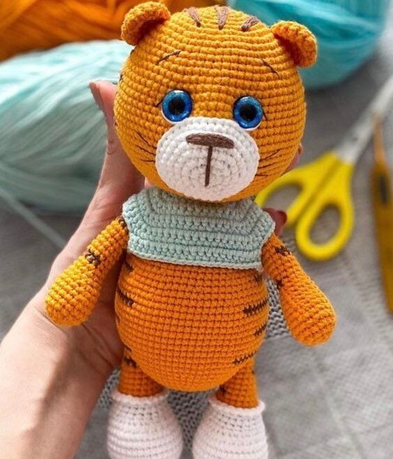 Crochet Tiger With Heart Free Pattern Amigurumi 2