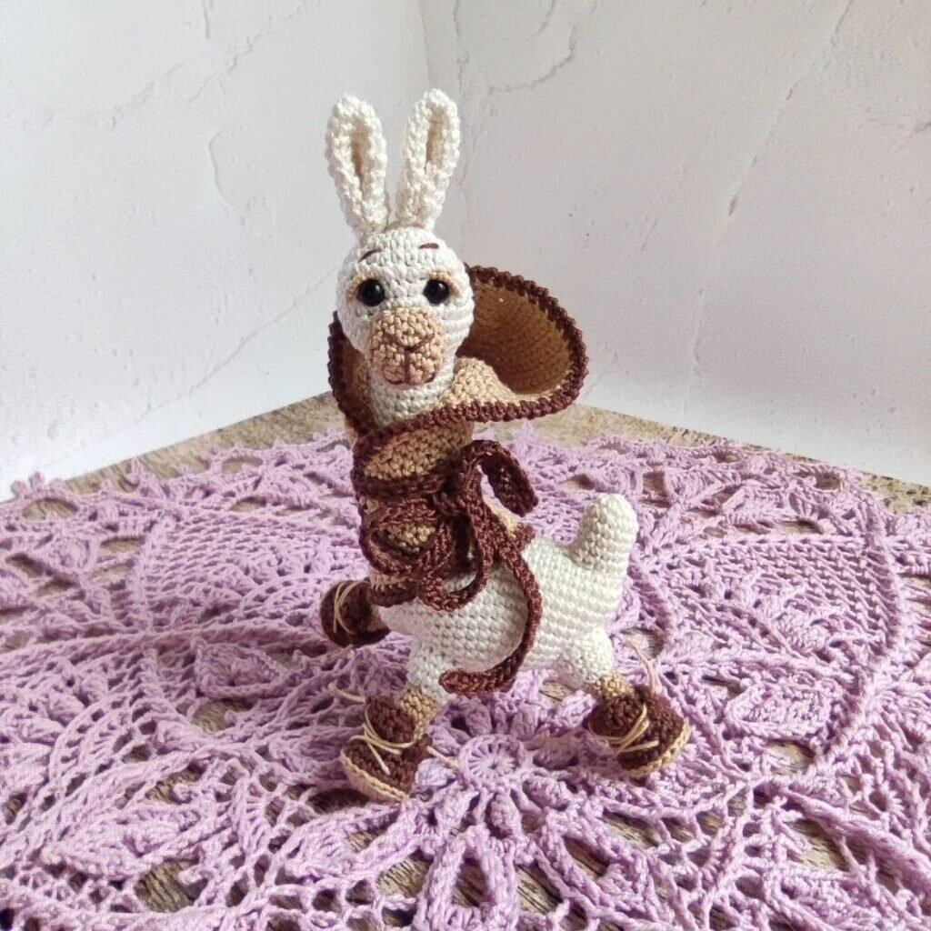 Cute Alpaca Amigurumi Free Pattern 15