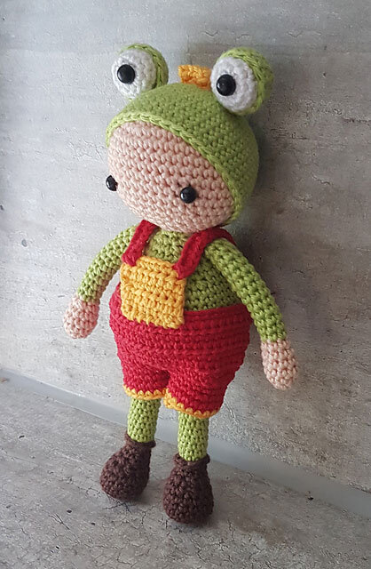 Doll in a Frog Costume Amigurumi 2