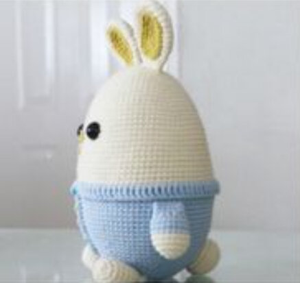 Egg Shaped Amigurumi Rabbit Free Pattern 3