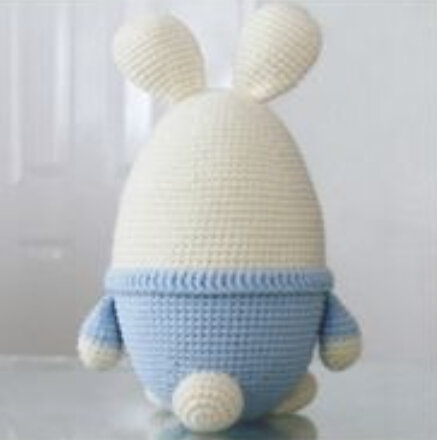 Egg Shaped Amigurumi Rabbit Free Pattern 4