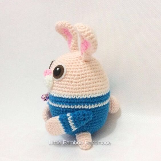 Egg Shaped Amigurumi Rabbit Free Pattern 5