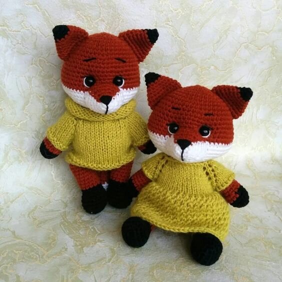 Free Pattern of Fox in Knitting Dress 5