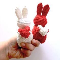 Free Pattern Rabbit with Heart Amigurumi 6