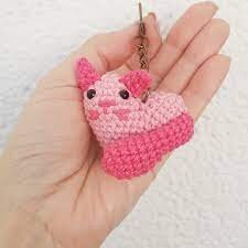 Heart Cat Keychain Amigurumi Free Pattern 3