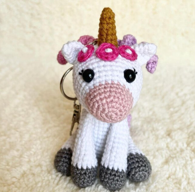 Keychain Unicorn Amigurumi Free Pattern 1