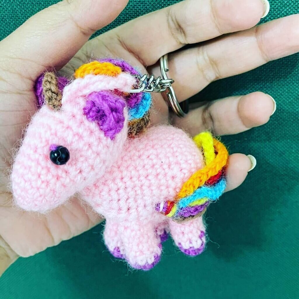 Keychain Unicorn Amigurumi Free Pattern 4