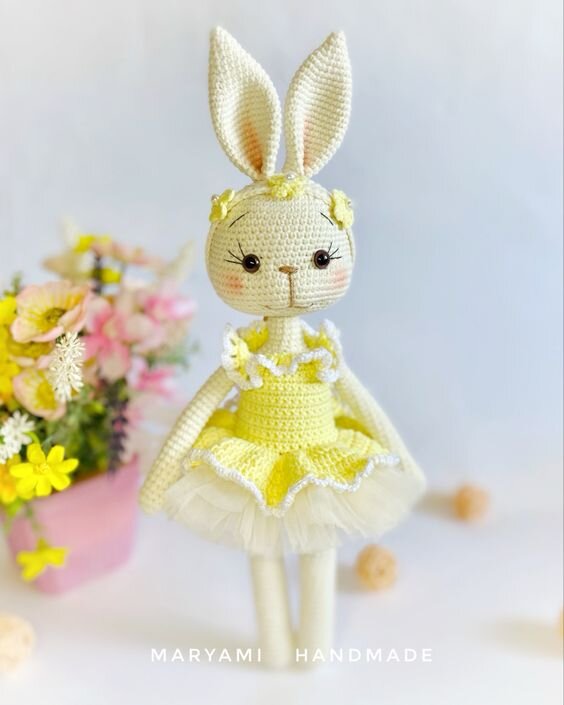 Knitting Amigurumi Bunny Latta in Dress Pattern 7