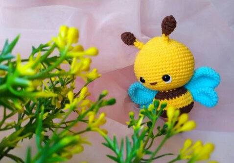 Knitting Amigurumi Spring Bee Free Pattern 11