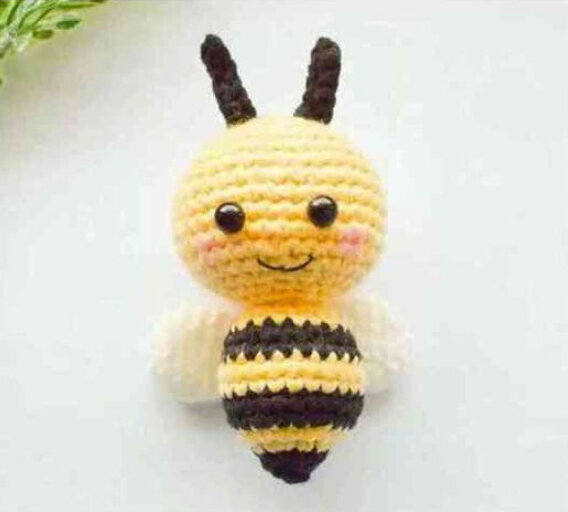 Knitting Amigurumi Spring Bee Free Pattern 5