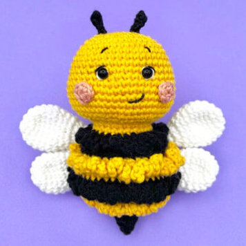 Knitting Amigurumi Spring Bee Free Pattern