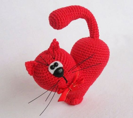 Knitting Cat Valentine’s Day Free Crochet Pattern 8