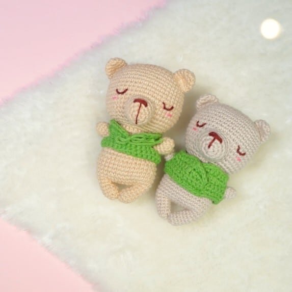 Knitting Mini Toy Bears Amigurumi Pattern 1