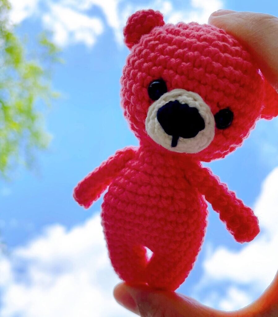 Knitting Mini Toy Bears Amigurumi Pattern 3