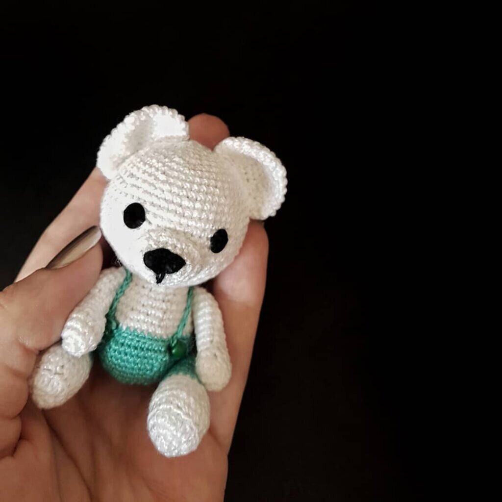 Knitting Mini Toy Bears Amigurumi Pattern 7