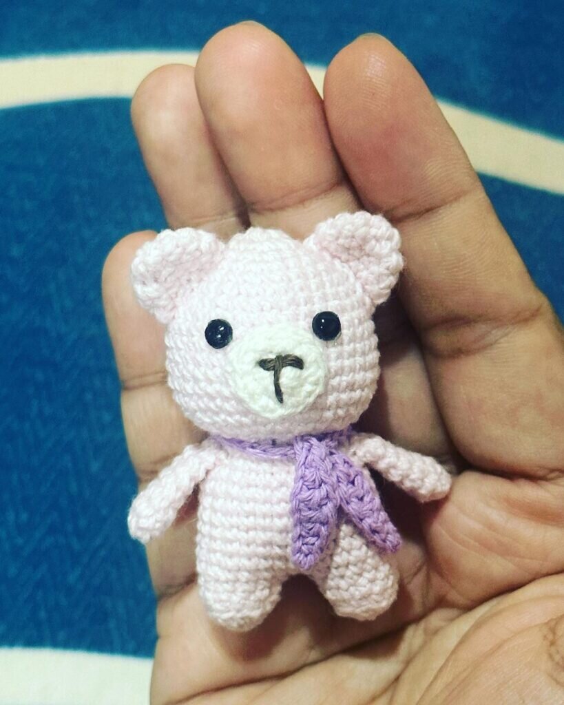 Knitting Mini Toy Bears Amigurumi Pattern 9