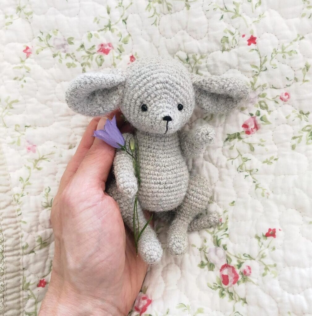 Knitting Mouse Amigurumi Free Pattern 3