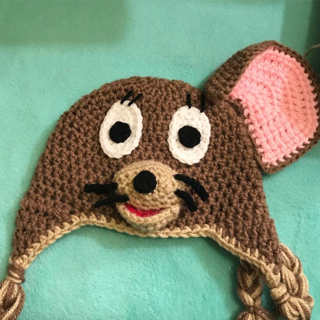 Knitting Mouse Hat Free Pattern 9