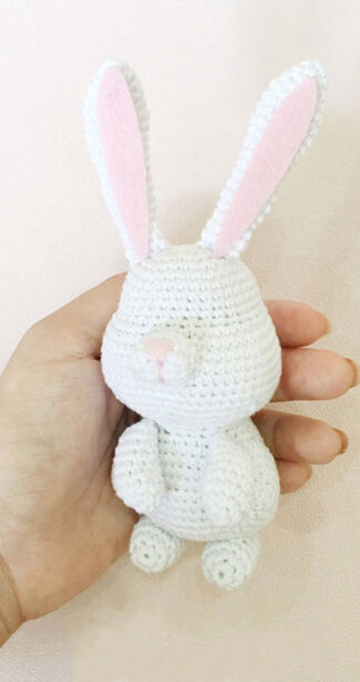 Knitting Snowball Rabbit Amigurumi Pattern 3