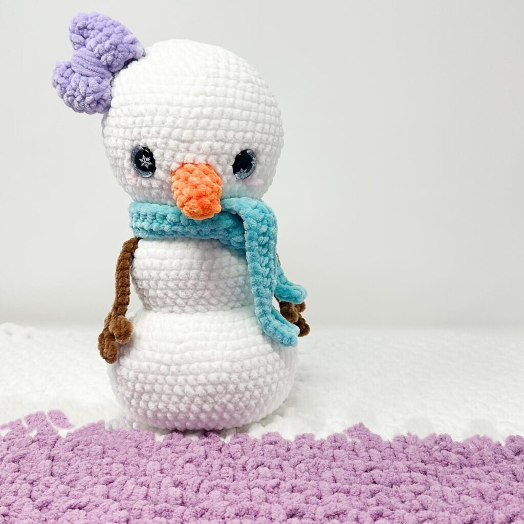 Knitting Snowman Amigurumi Free Pattern 8