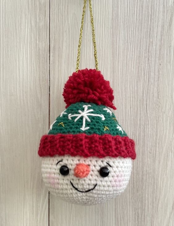 Knitting Snowman With a Hook Free Pattern 2