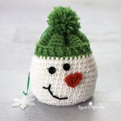 Knitting Snowman With a Hook Free Pattern