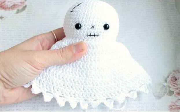 Knitting Toy Amigurumi Ghost Free Pattern 7