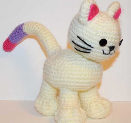 Knitting Toy Cat Amigurumi Pattern