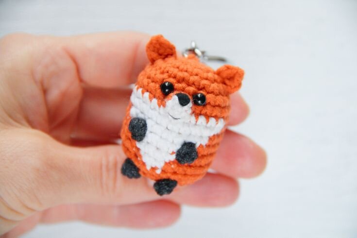 Knitting Toy Keychain Fox Free Pattern 5