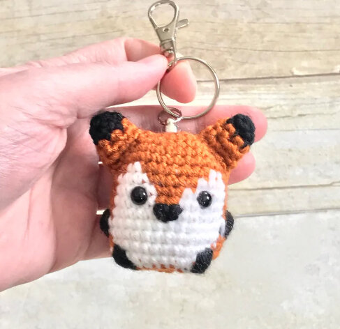 Knitting Toy Keychain Fox Free Pattern 6