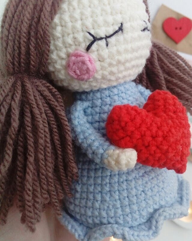 Knitting Valentine Doll Amigurumi Free Pattern 2