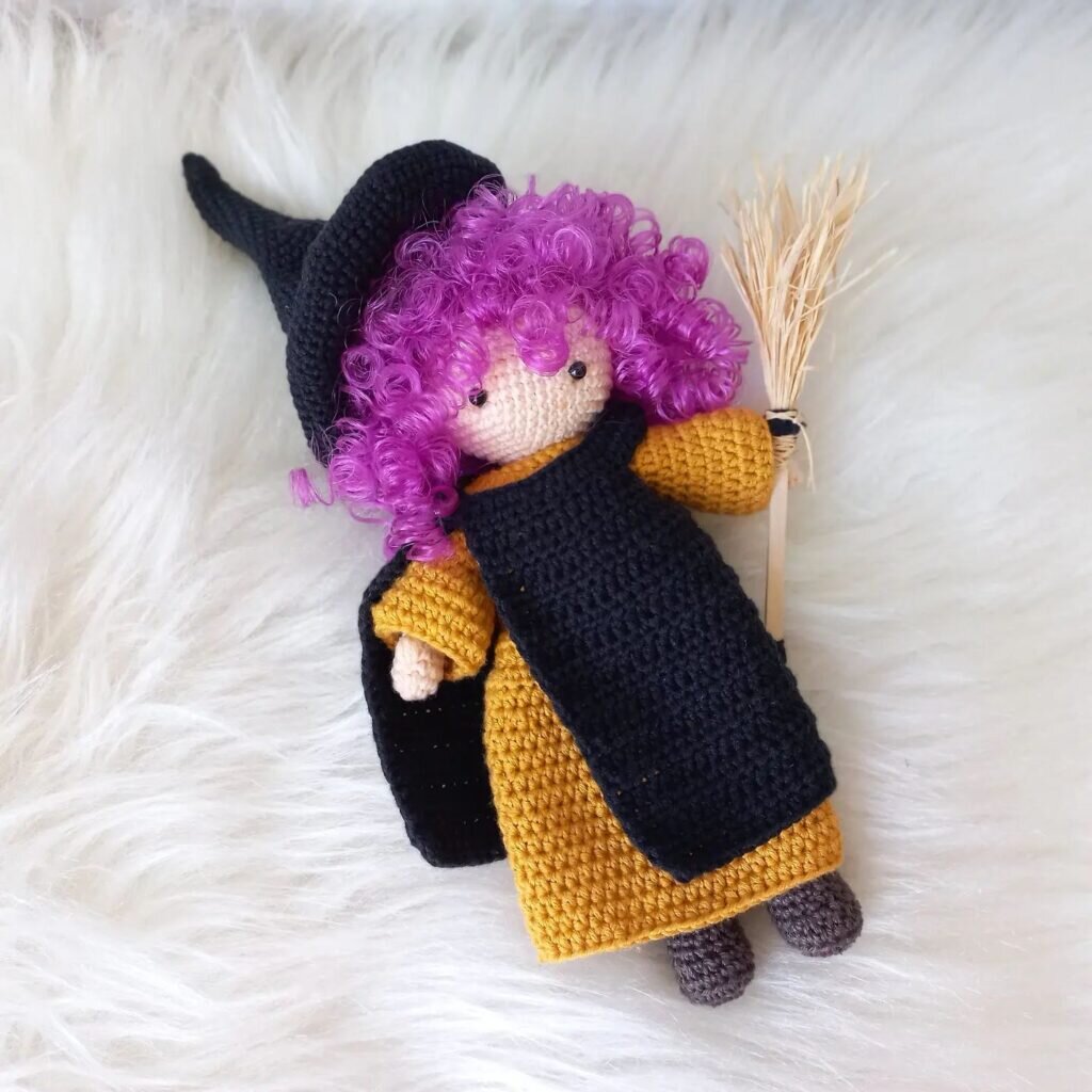 Knitting Witch Doll Amigurumi Free Pattern 5