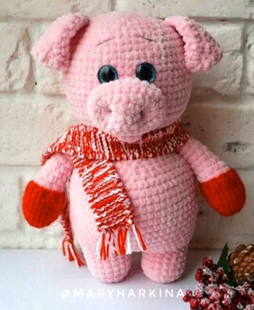 Making Knitted Amigurumi Pig 2