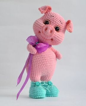 Making Knitted Amigurumi Pig 7