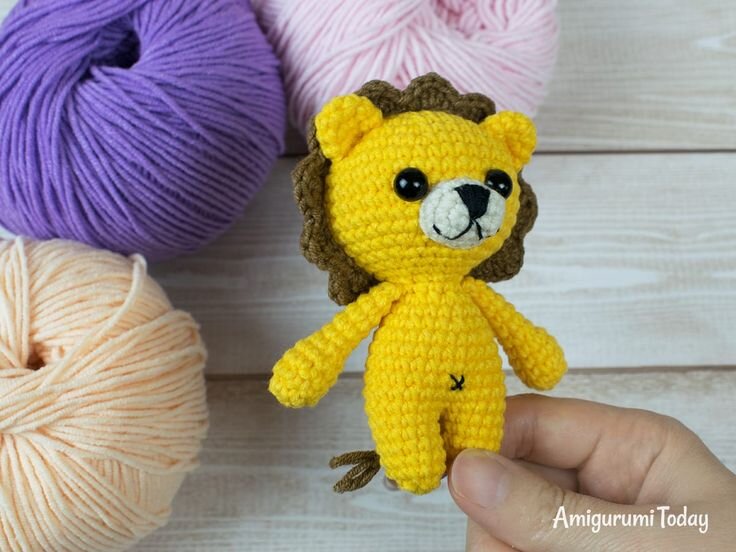 Mini Toy Amigurumi Lion Pattern 5