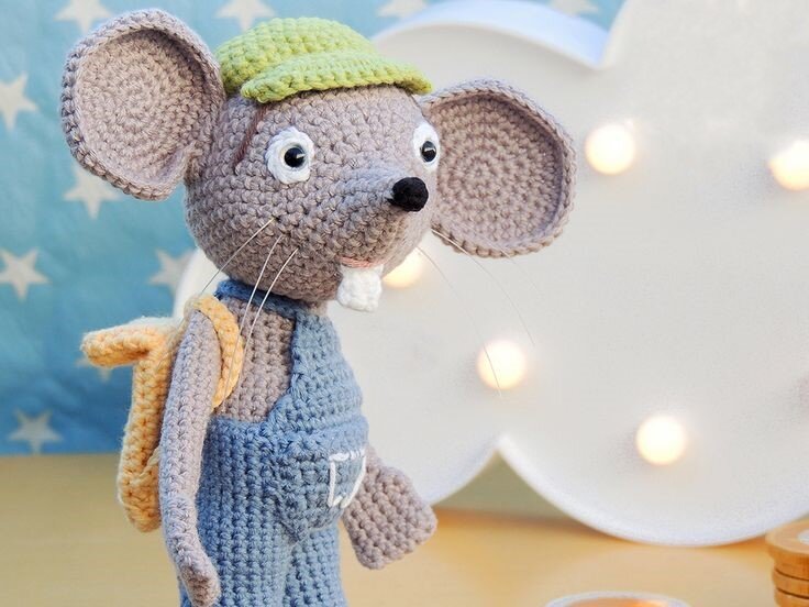 Mouse Gustavo Amigurumi Free Pattern 1