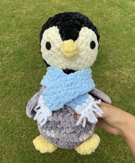 Plush Penguin Amigurumi Free Pattern 3