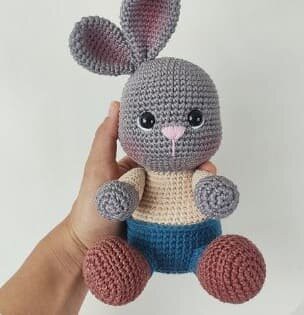 Rabbit Amigurumi Free Pattern