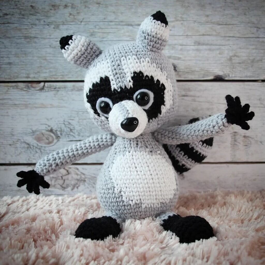 Raccoon Amigurumi Free Pattern 2