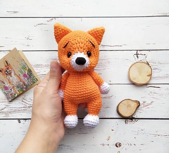 Small Toy Fox Amigurumi Free Pattern 4