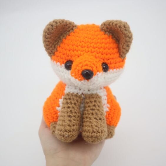 Small Toy Fox Amigurumi Free Pattern 6