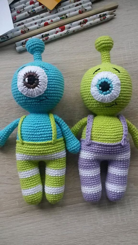 Toy Amigurumi Alien Free Pattern 1