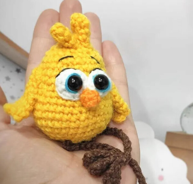 Toy Chick Amigurumi Free Pattern