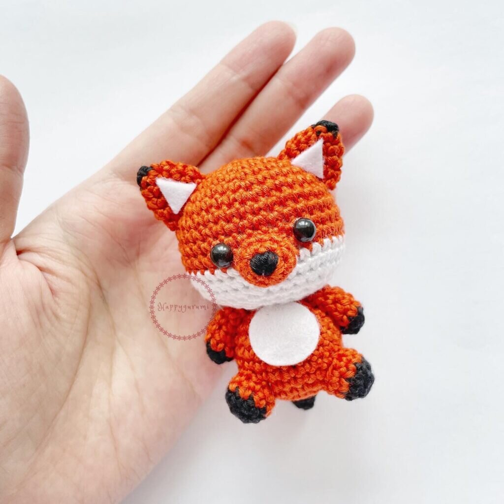 Toy Fox Amigurumi Free Pattern 4