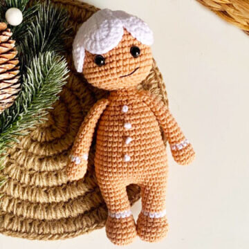 Toy Gingerbread man Amigurumi Free Pattern