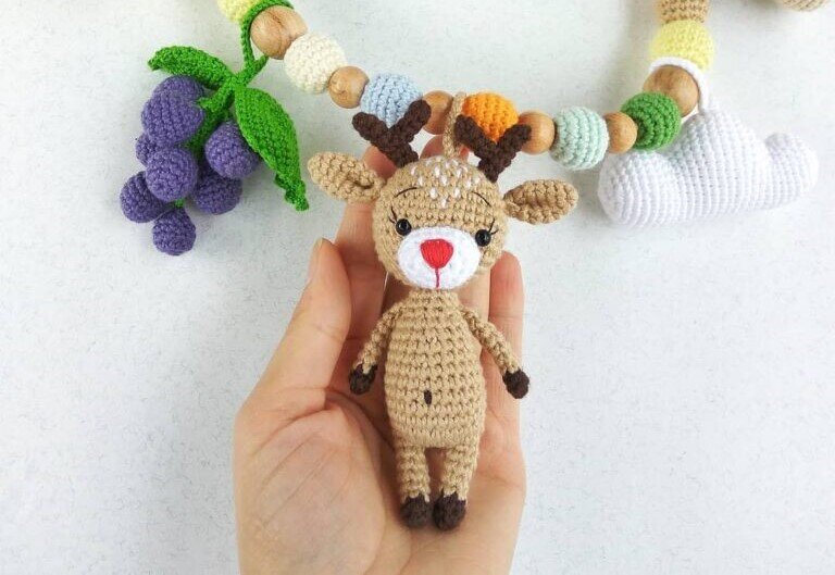 Toy Mini Deer Amigurumi Free Pattern 1