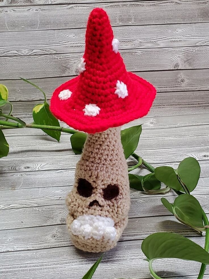 Toy Mushroom Witch Hat Crochet Pattern 1