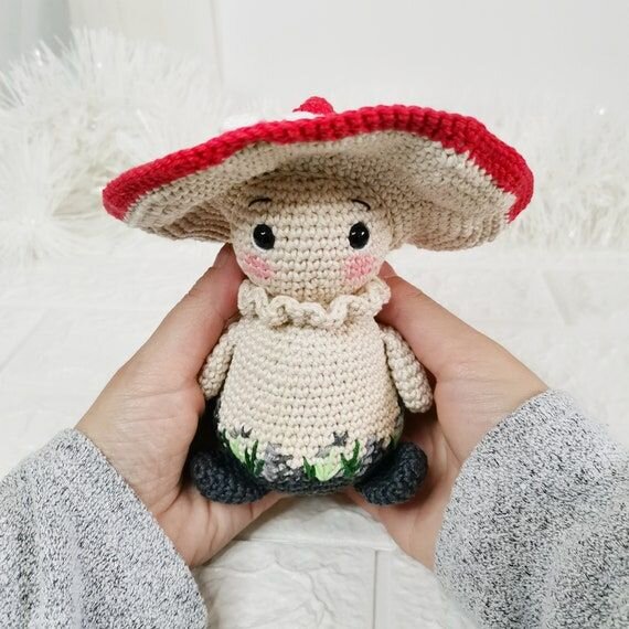 Toy Mushroom Witch Hat Crochet Pattern 4